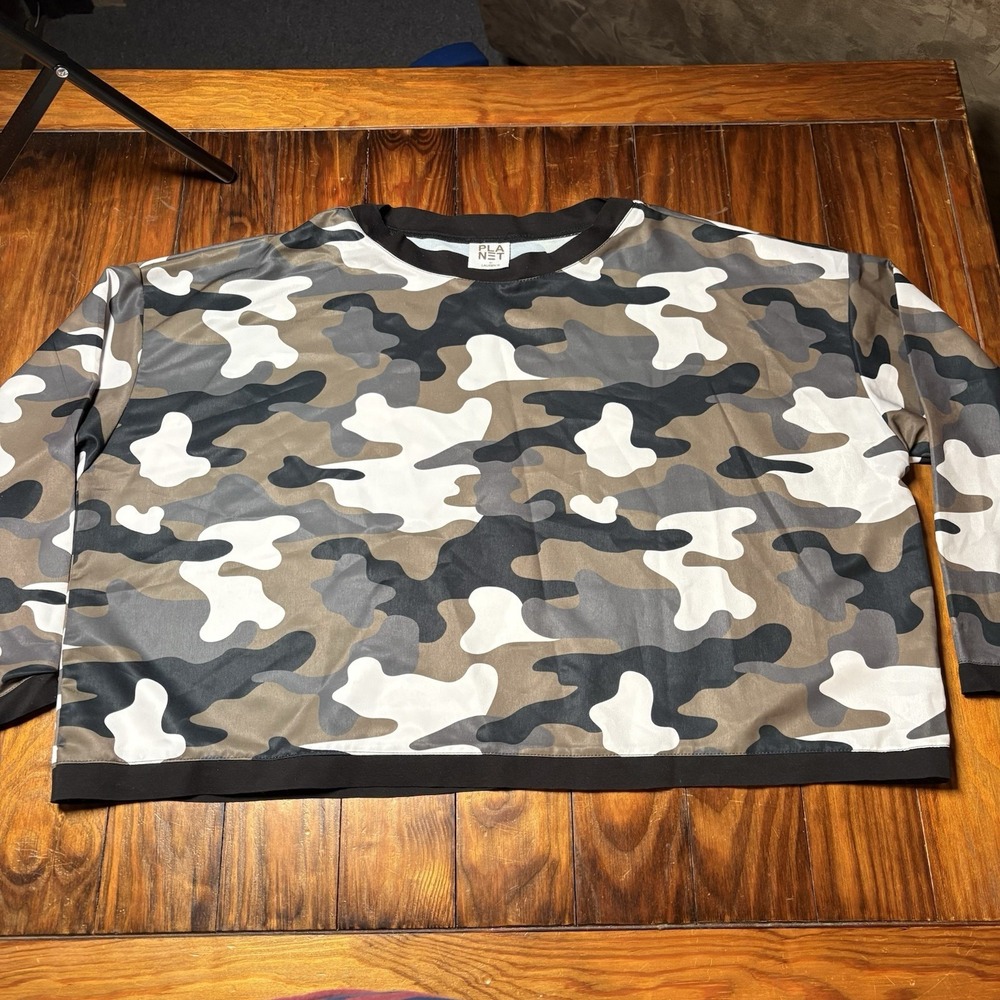 Planet By Lauren G Brown Gray Camo Camouflage Oversized Top One Size A3901